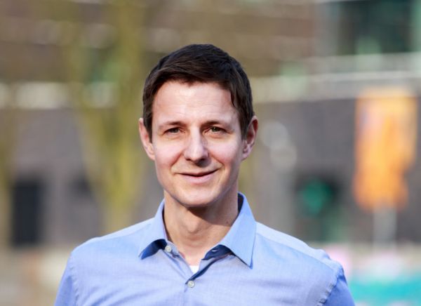 Dr. Bernd Katz